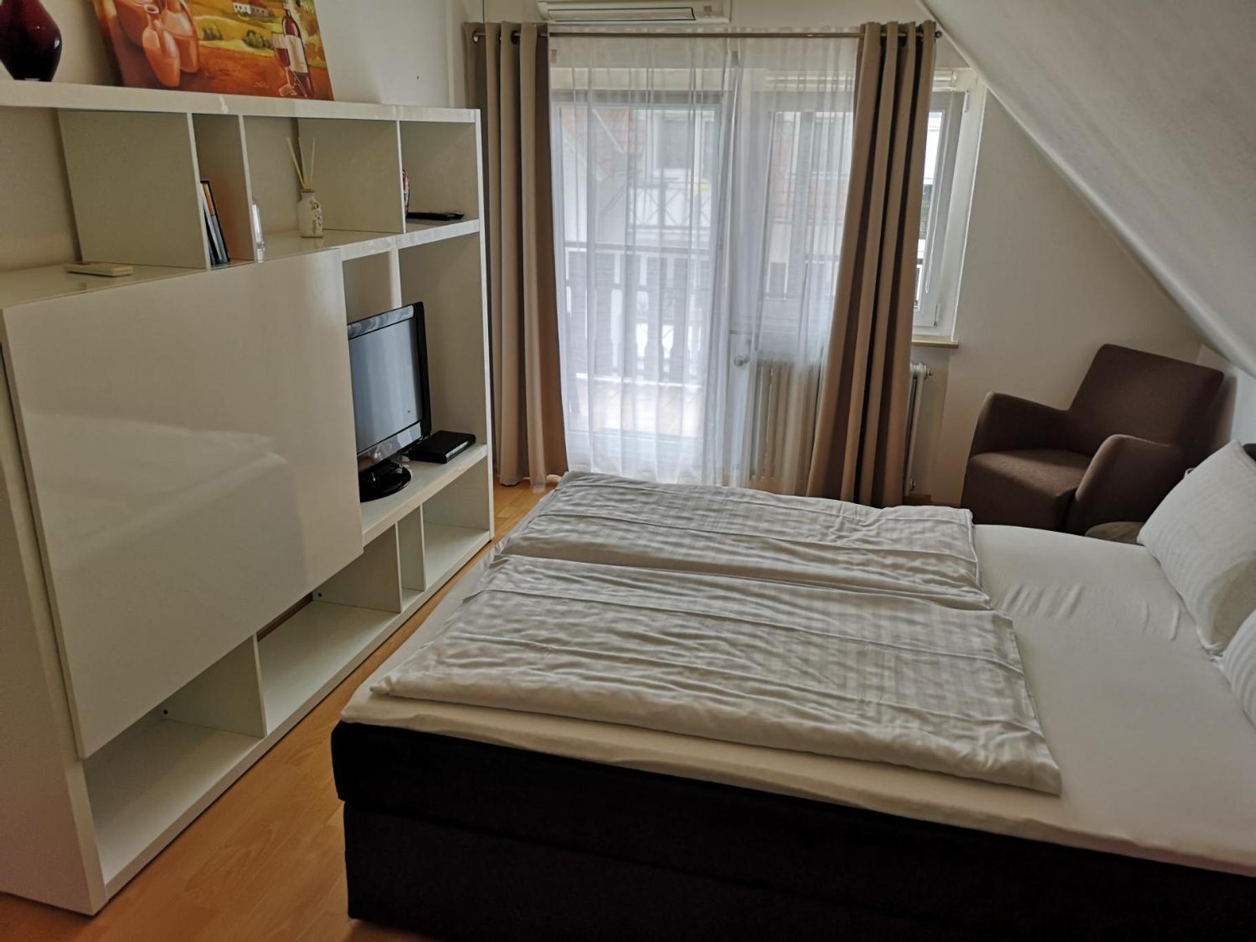 Tuniberg Restaurant Hotel Freiburg im Breisgau Kültér fotó